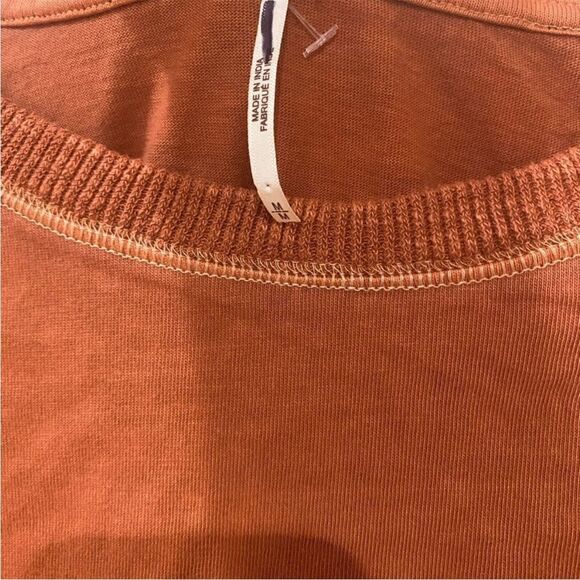 Free People Table for Two tee size medium - Picture 3 of 5